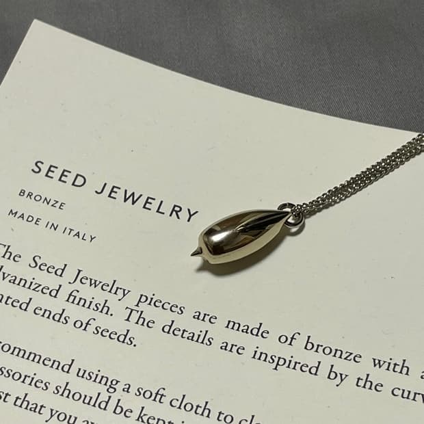 르메르 씨드 펜던트 목걸이