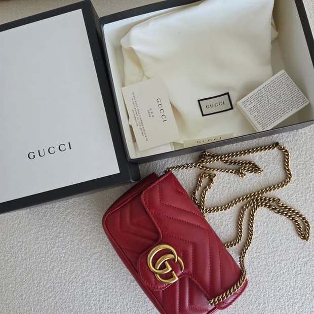 구찌 마몽  마틀라세 수퍼미니백