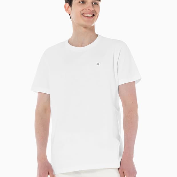 캘빈클라인 진 CK 화이트 레귤러핏 뱃지 로고 반팔 티셔츠 L