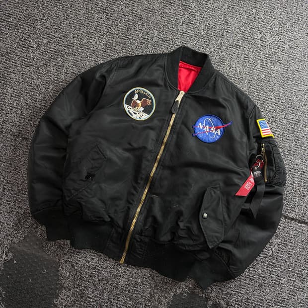 알파인더스트리 NASA MA-1 멀티패치 항공점퍼 4714