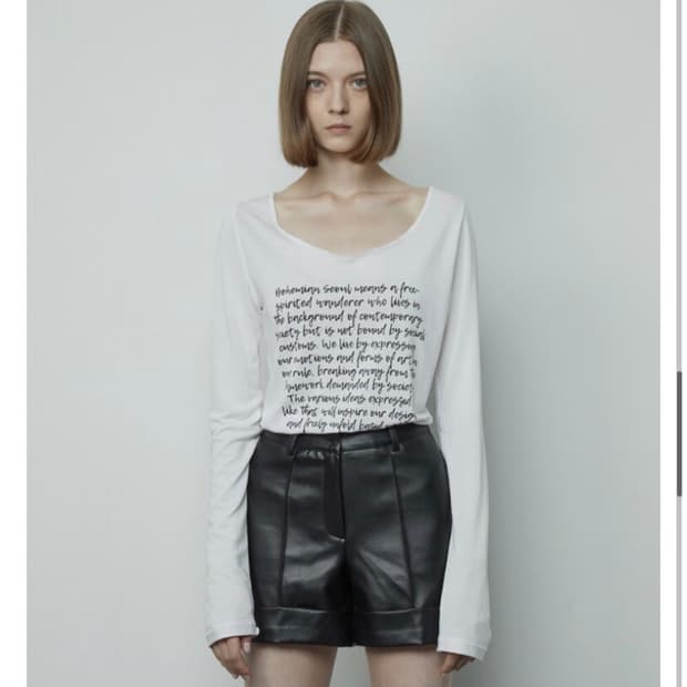 보헤미안서울 빈티지 레터링 프린트 긴팔 티셔츠