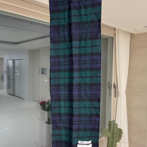 존스톤스 오브 엘긴 울100 블랙와치 슬림 머플러