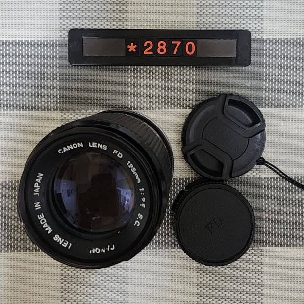 캐논 FD 마운트 135mm 3.5 광각렌즈
