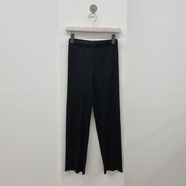 PLEATS PLEASE 플리츠플리즈