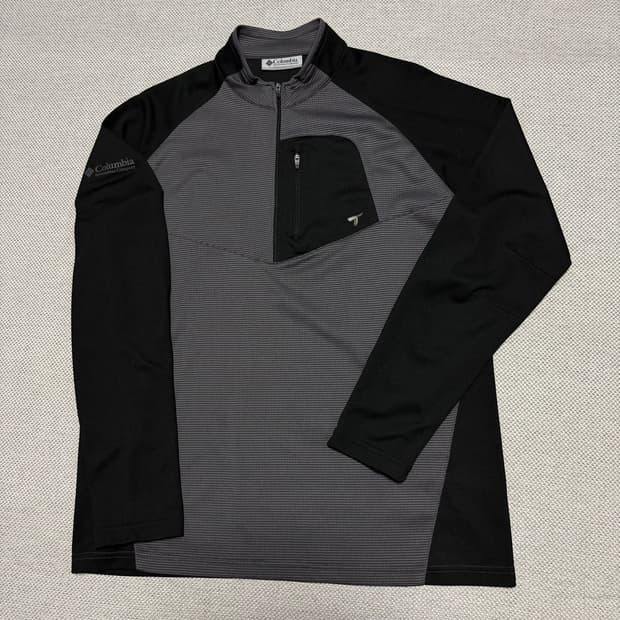 컬럼비아 티타늄 하프집업 탑