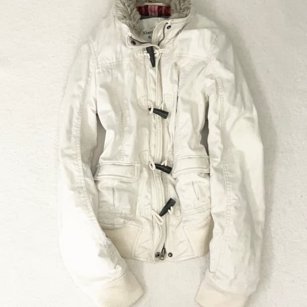 아베크롬비 크림화이트 더플점퍼 아베크롬비자켓 아베떡볶이자켓y2k