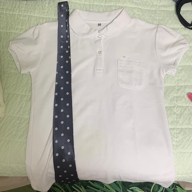 일본 빈티지 피케티 카라티 티셔츠 + 도트 넥타이 세트 | 홍콩 블라우스