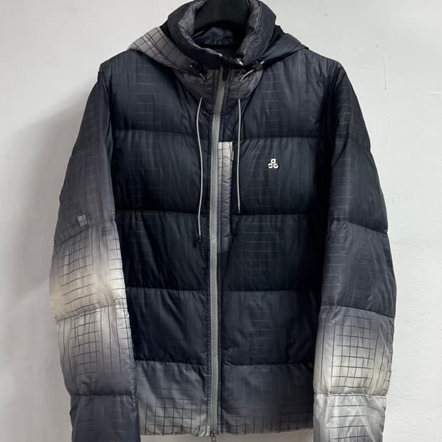 나이키 ACG 그라데이션 후드 다운 패딩 (on.189)  