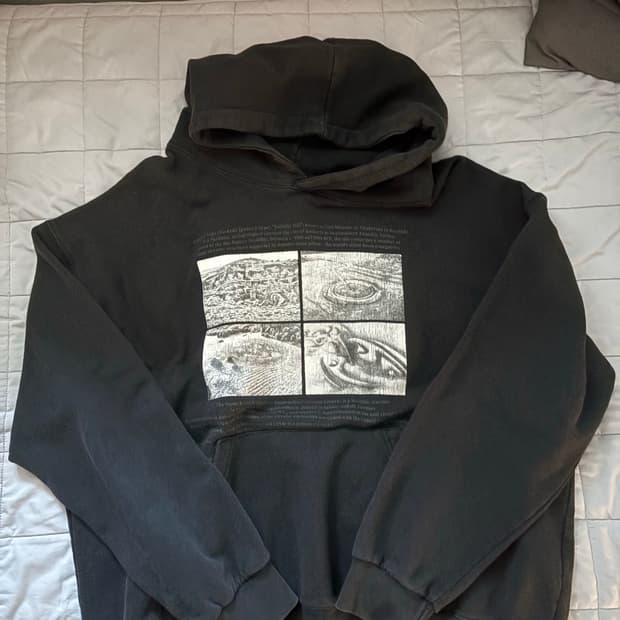 산산기어 22ss 오파츠 후디 블랙