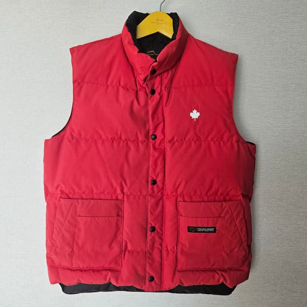 캐나다 구스 덕다운 패딩 조끼 (노스페이스 눕시 700)