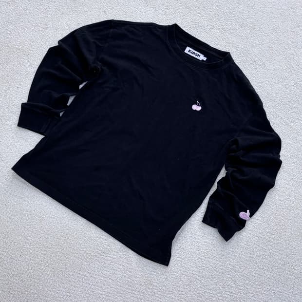 1 키르시 스몰체리 롱 슬리브 긴팔 티셔츠0325E