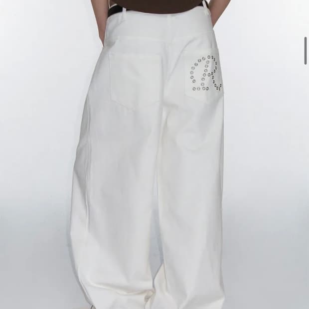 락케이크 Eyelet R Pocket Curved Pants