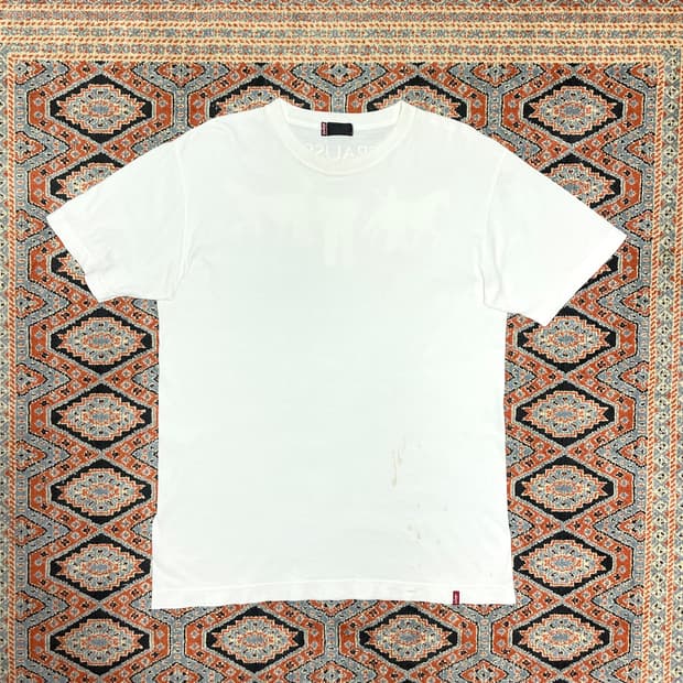 리바이스 백프린팅 화이트 반팔티셔츠 여성L