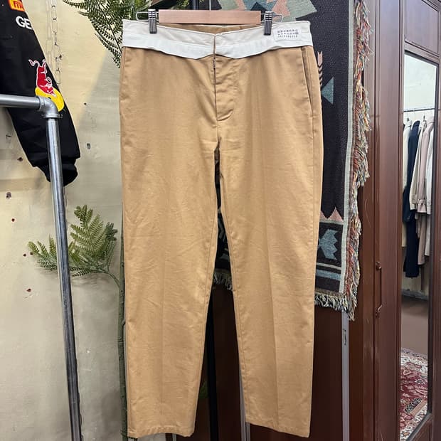 메종 마르지엘라 베이지 치노 팬츠 #csz730