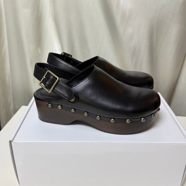 NEUTE 누트 발렌티나 레더 클로그 뮬 (블랙) 235mm