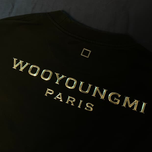 우영미 실버로고 맨투맨