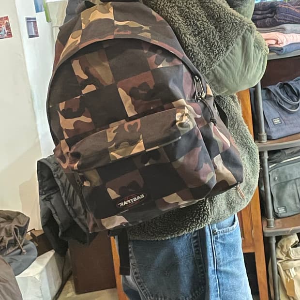 Eastpak 이스트팩 카모 백팩