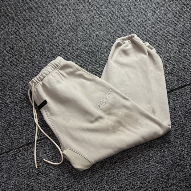 피어오브갓 에센셜 센터로고 조거 스웻 팬츠 2520