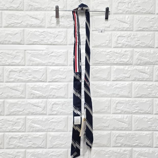 택포// 톰브라운 스트라이프 넥타이 새상품 풀박스