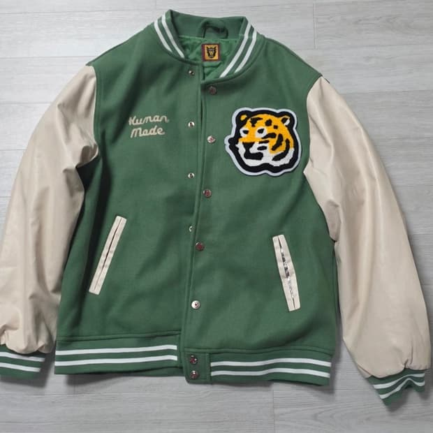 휴먼메이드 바시티