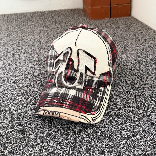 트루릴리젼 체크 볼캡