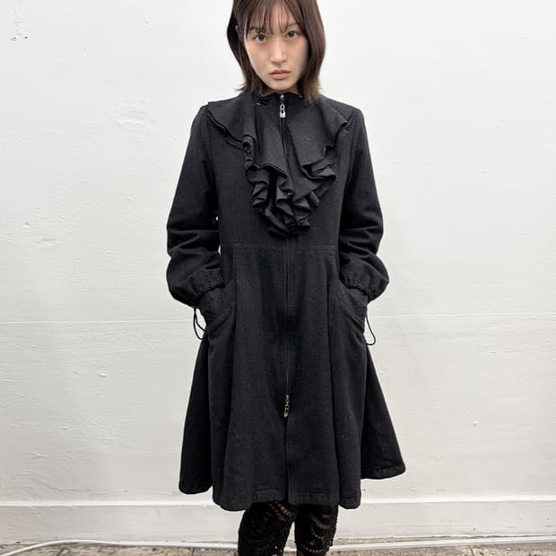 90s 엠포리오 아르마니 프릴 칼라 지퍼 코트