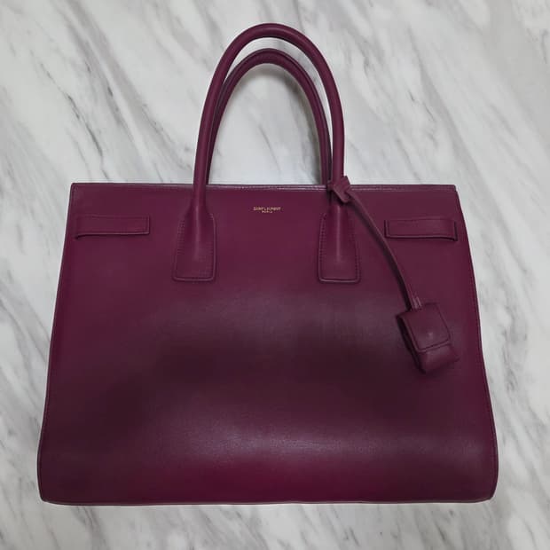 생로랑 버건디 레더 토트백