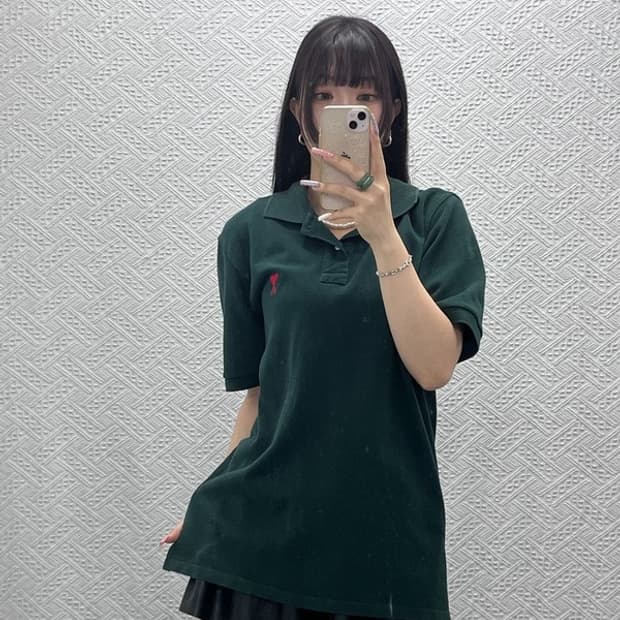 아미 캐주얼 모던시크 하트패치 딥그린 카라 반팔티 95 C13463