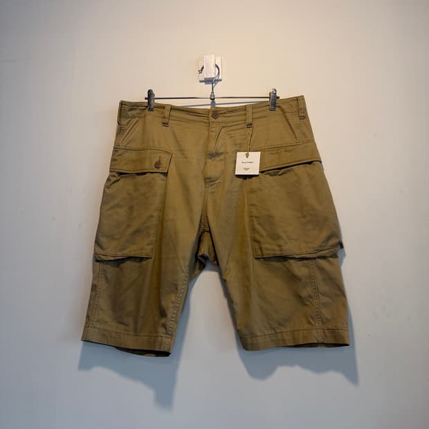 Avirex half pants