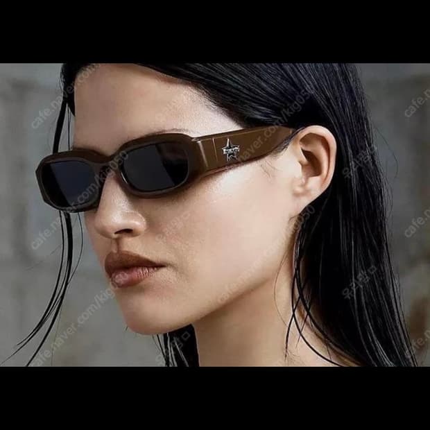 Heaven by marc jacobs 선글라스 레드