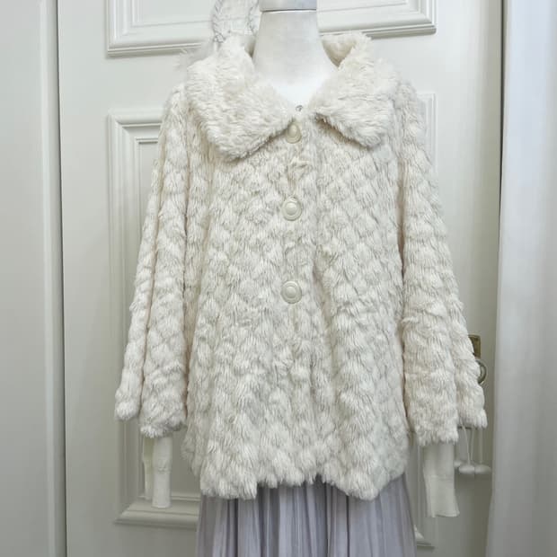 ivory loose collar fur jacket