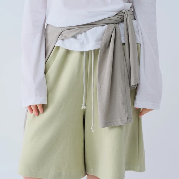 캐롤쇼페 PIGMENT HALF PANTS IN PEA SOUP