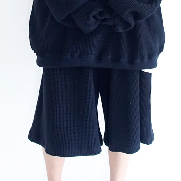 샵페어리 waffle bermuda pants (navy)