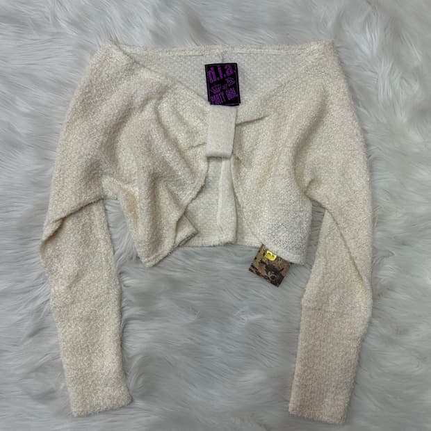 d.i.a detail sweater 다이아 디테일 스웨터