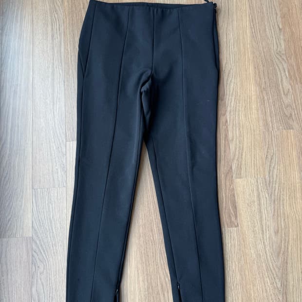 [프라다] 블랙 슬림 팬츠 앵클 지퍼