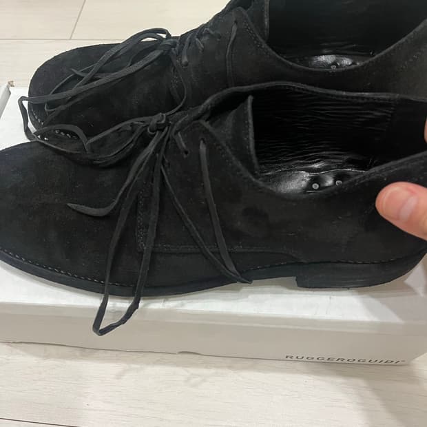 구이디 992 스웨이드 44