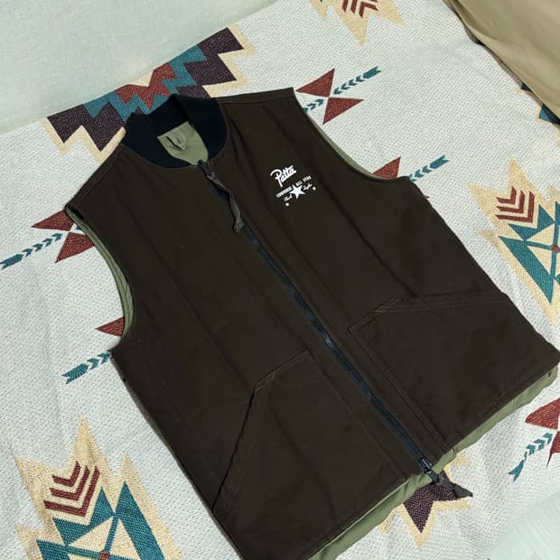 파타 컨버스 리버서블 클로버 베스트