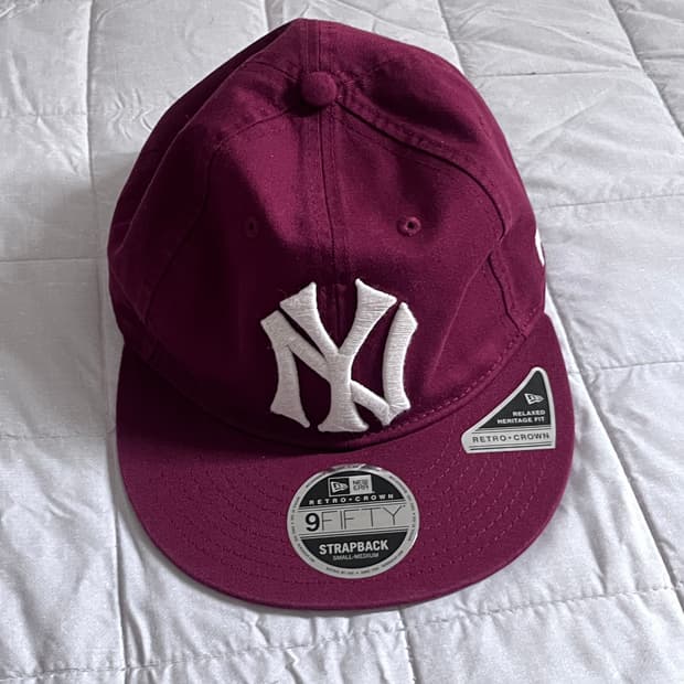 (새상품) 뉴에라 버건디 모자 s/m size