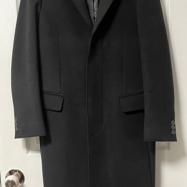 토니웩 크루도 커팅 코트