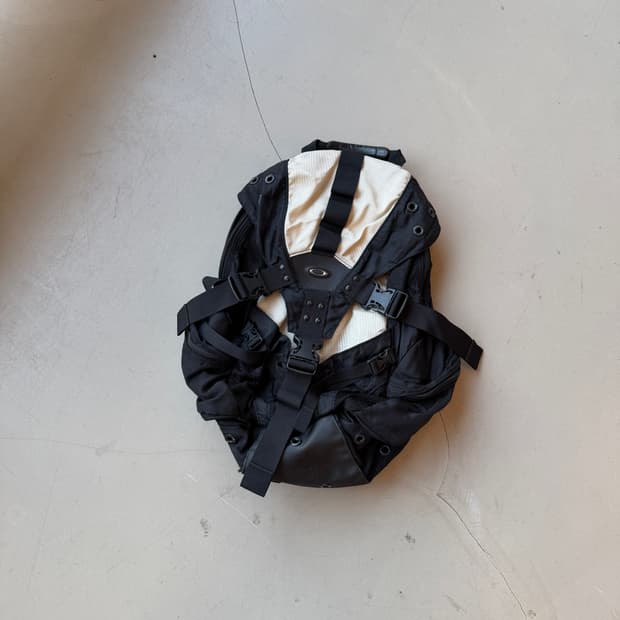 오클리 아이콘 백팩