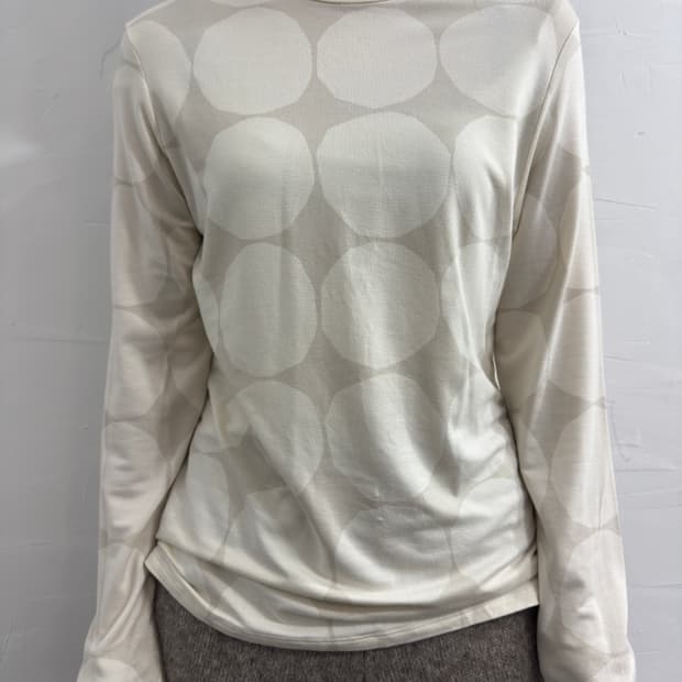 uniqlo x marimekko heattech dot top