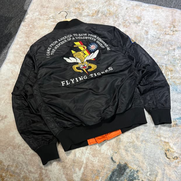 Gentle W 빈티지 ma-1 봄버 자켓