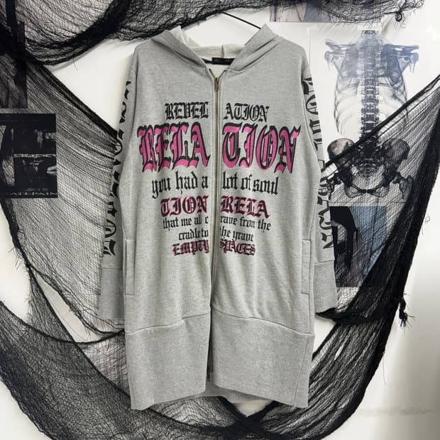 00s lettering detailed zip up onepiece