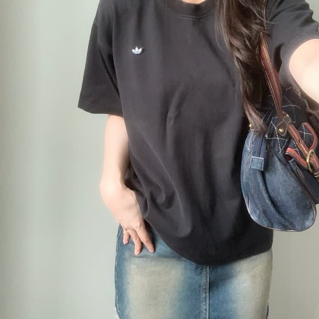 아디다스 반팔티