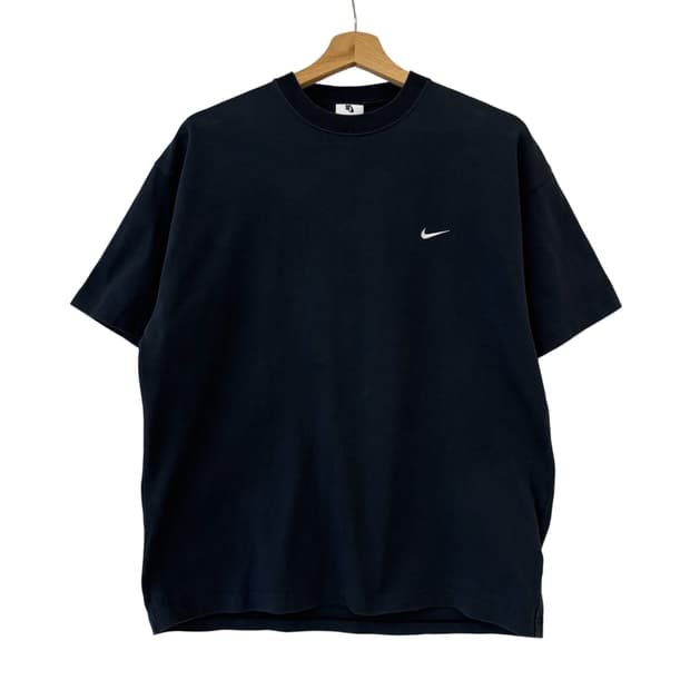 나이키 NRG 솔로스우시 반팔 블랙