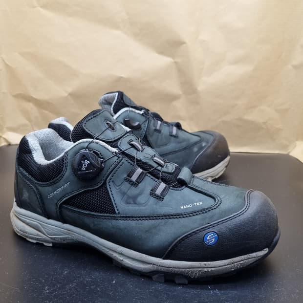 트렉스타 블랙라벨 안전화275