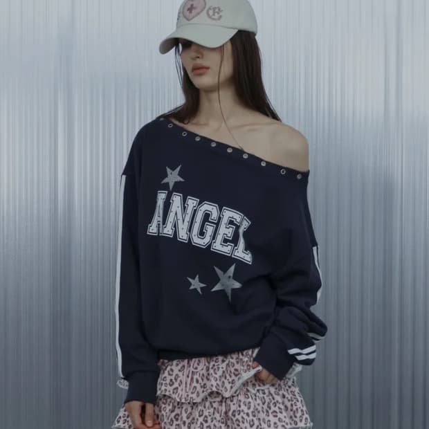 셋업이엑스이 아일렛 엔젤 맨투맨