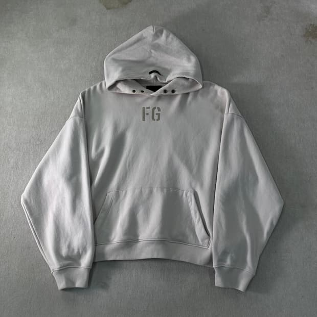 100 피오갓 FG로고 베이지 후드티 