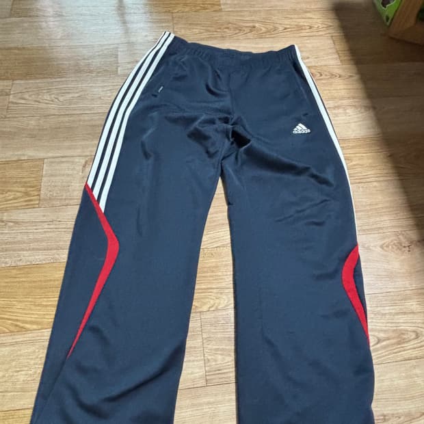 아디다스 트랙팬츠