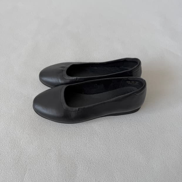 [235]Pre owned 레더 플랫슈즈